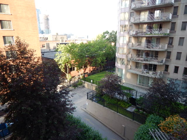 1700 Rene Levesque Ouest