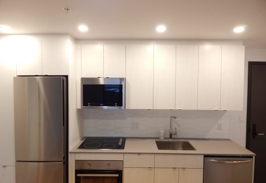 888 Rue Wellington